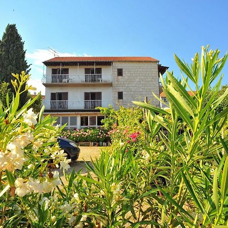 Apartments Mar Sutivan Buitenkant foto